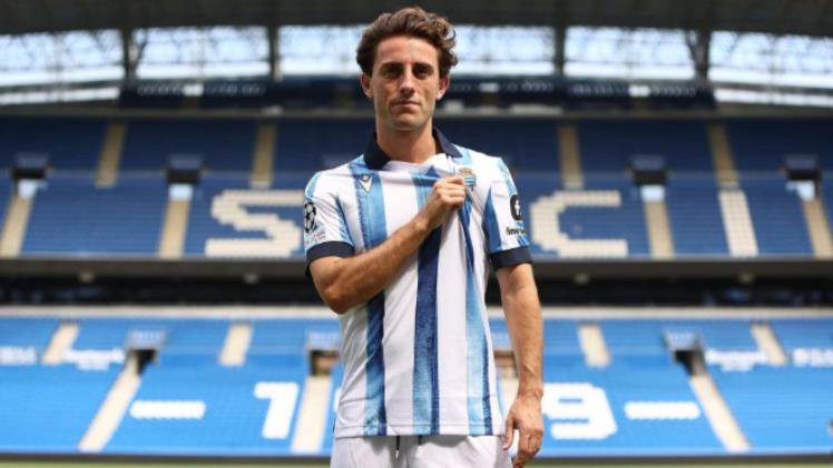 Biography of Alvaro Odriozola: The Return of the Speedster